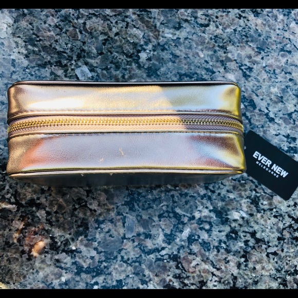 โค๏ธ EVER NEW Rose Gold zipped travel case - Picture 10 of 12
